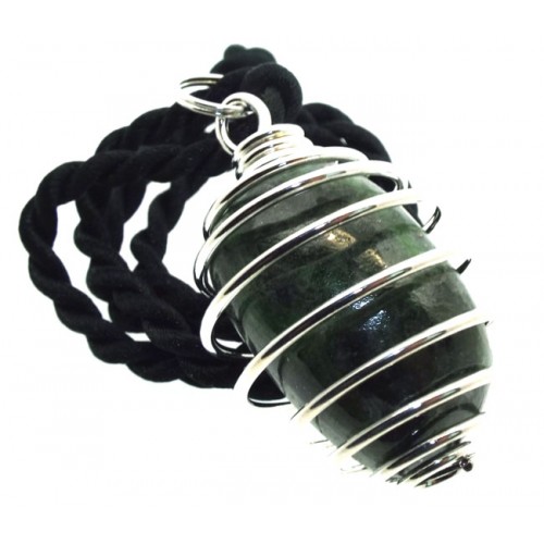 Chrome Diopside Tumbled Spiral Pendant